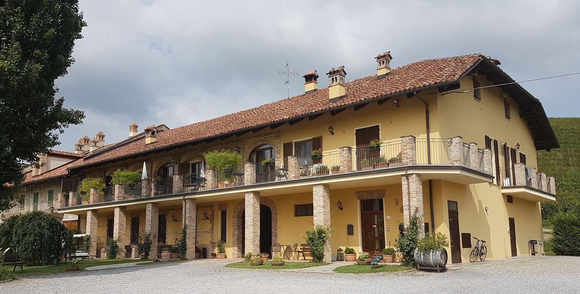 Cascina Rocca - Guest House Castiglione Falletto Eksteriør bilde